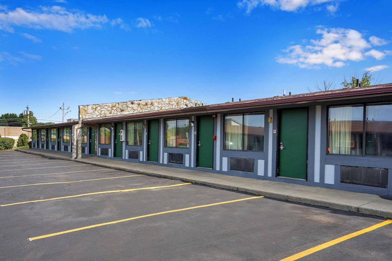 Days-Inn By Wyndham Liverpool-Syracuse Esterno foto