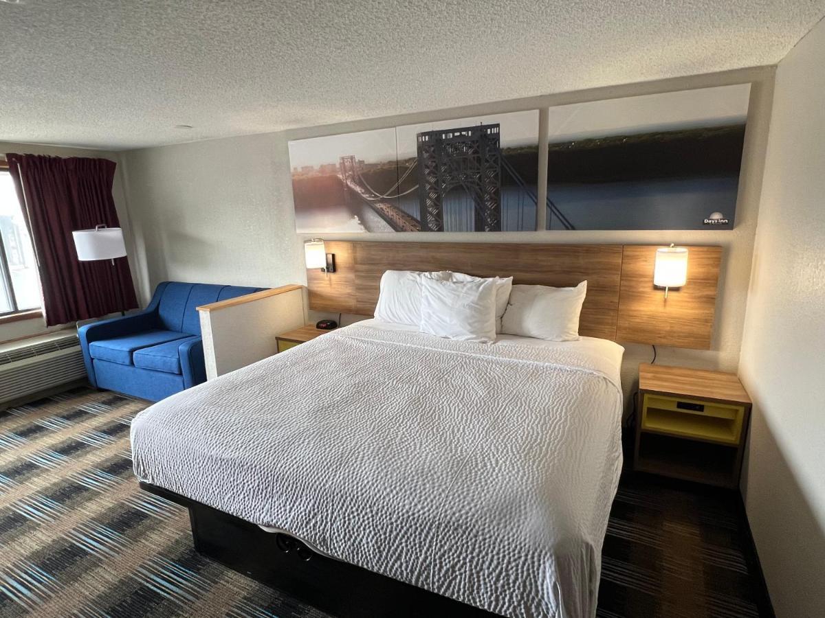 Days-Inn By Wyndham Liverpool-Syracuse Esterno foto